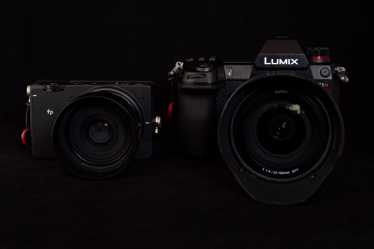 LUMIX S1Rとの比較