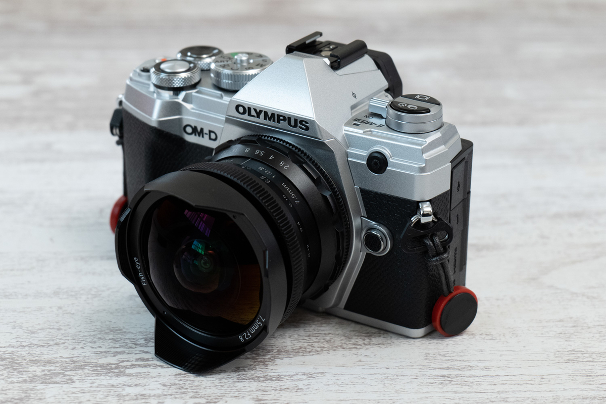 w/ E-M5 markIII