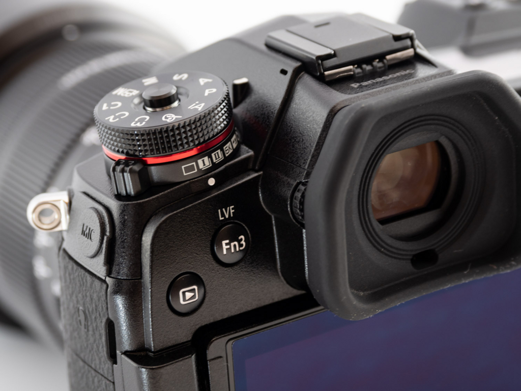 LUMIX G9 PRO