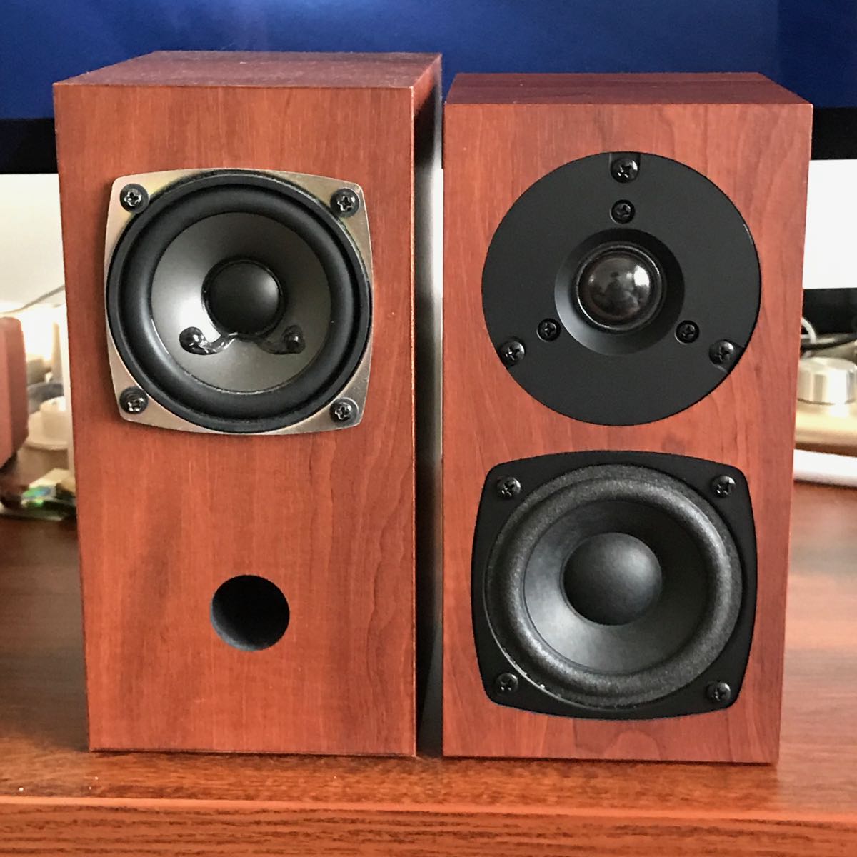 f:id:toshiboo777:20191215171150j:plain スピーカー